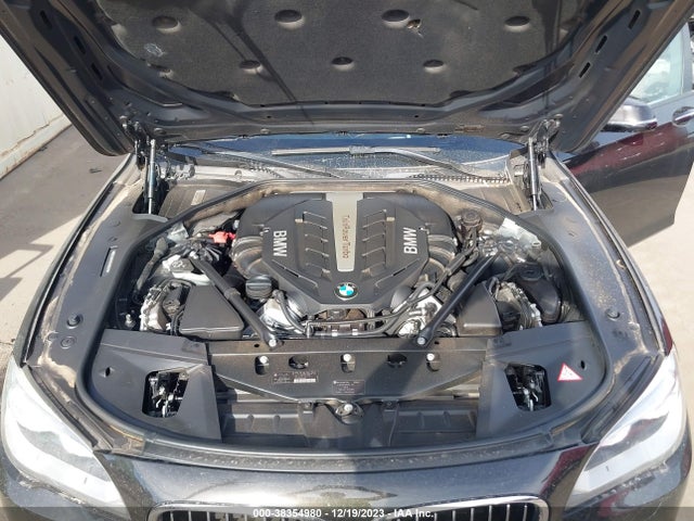 BMW ALPINA B7 2014 WBAYE8C55ED135627 Image 10