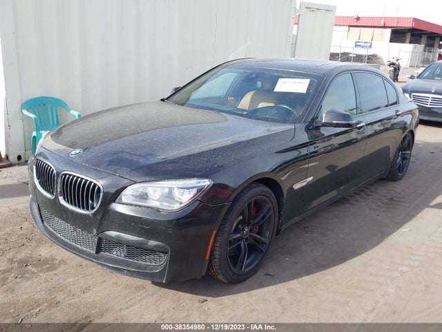 BMW ALPINA B7 2014 WBAYE8C55ED135627 Image 2