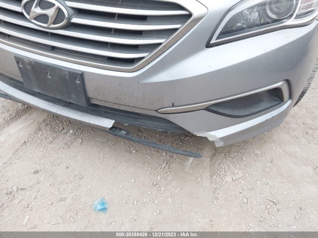 2016 HYUNDAI SONATA SE VIN: 5NPE24AF0GH387107