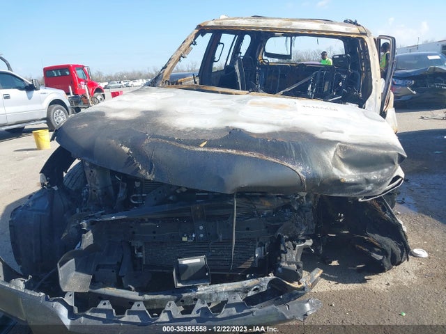 JN8AY2NE3H9700023 Nissan Armada Platinum/sl/sv