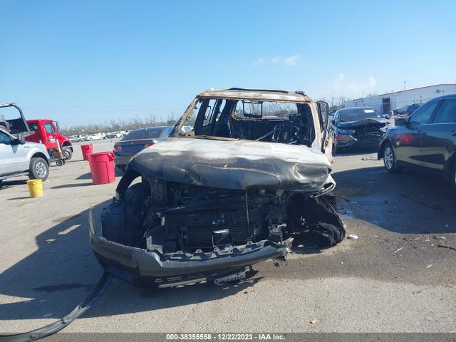 JN8AY2NE3H9700023 Nissan Armada Platinum/sl/sv