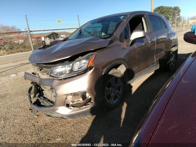 Chevrolet TRAX LS 2018 3GNCJKSB0JL264397 Image 2