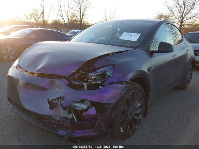 2023 TESLA MODEL Y 7SAYGDEF9PF823124 Photo 1