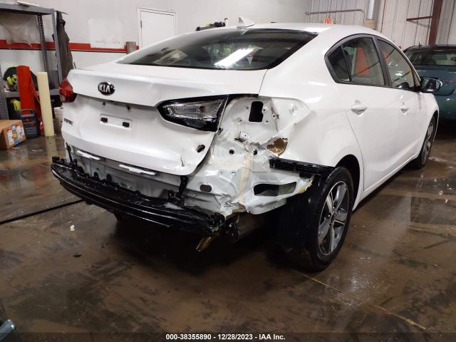 3KPFL4A7XJE201658 KIA FORTE LX