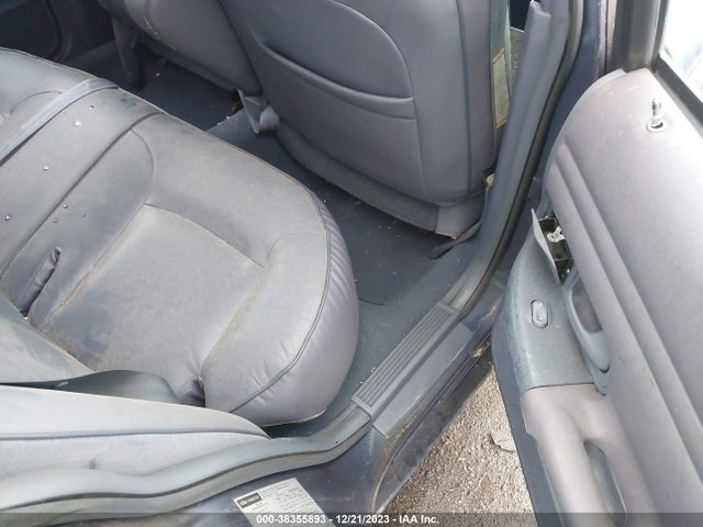 1998 FORD CROWN VICTORIA LX VIN: 2FAFP74W5WX135553