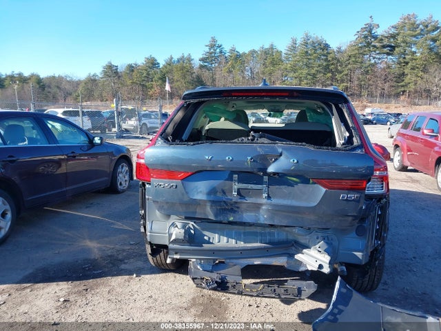 2024 VOLVO XC60 B5 CORE DARK THEME VIN: YV4L12RK2R1724903