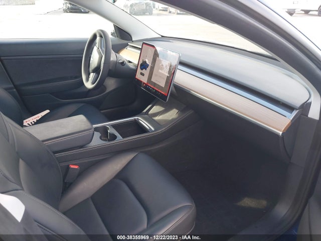 2021 TESLA MODEL 3 5YJ3E1EAXMF943140 Photo 4