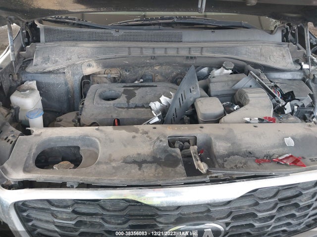 2019 KIA SORENTO 2.4L LX VIN: 5XYPG4A33KG454010