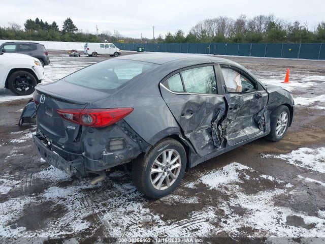 Mazda Mazda3 I Touring 2015 3MZBM1V77FM221879 Image 4