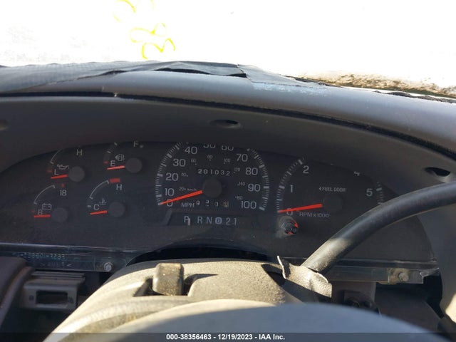1998 FORD F-150 LARIAT/STANDARD/XL/XLT VIN: 1FTZX17W2WKC30395