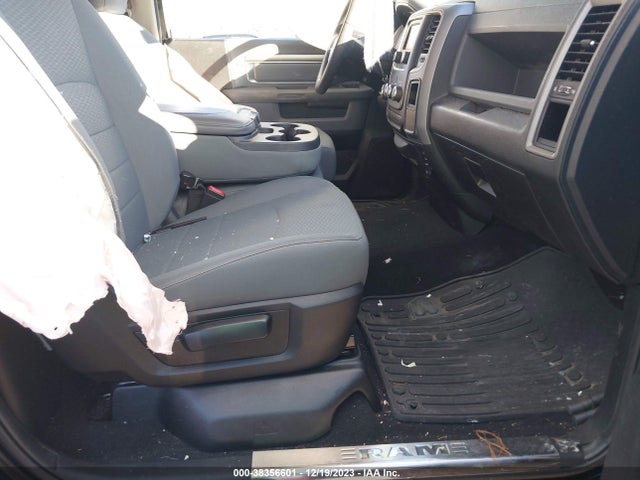 3C6JR6AG1HG734265 RAM 1500