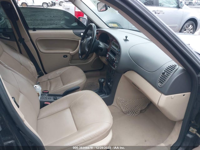 2002 SAAB 9-3 YS3DF58K322013523 Photo 4