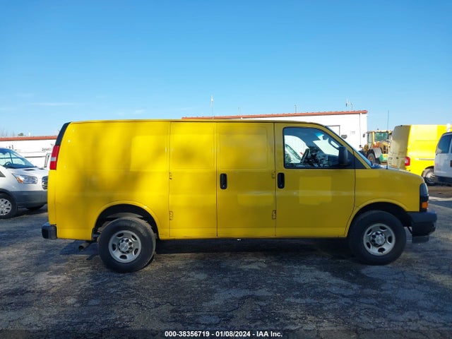Chevrolet Express 2500 Work Van 2019 1GCWGAFP2K1336682 Image 13