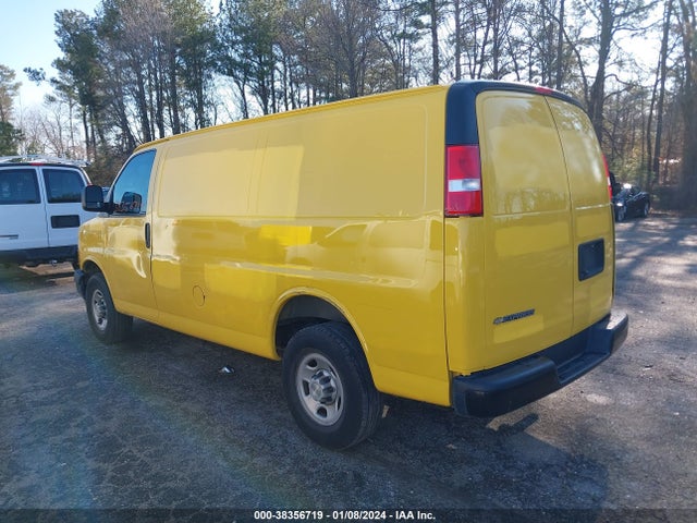 Chevrolet Express 2500 Work Van 2019 1GCWGAFP2K1336682 Image 3