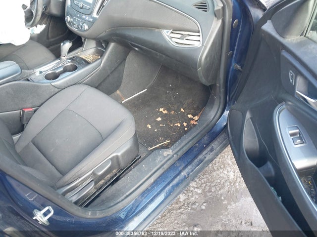 Chevrolet MALIBU 1LT 2017 1G1ZE5STXHF266897 Image 5