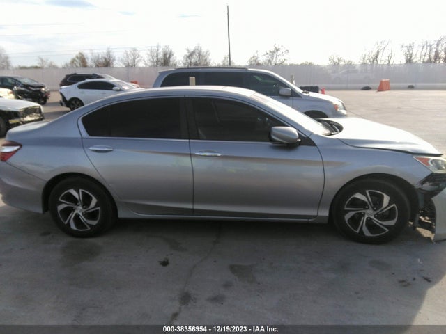 Honda ACCORD LX 2017 1HGCR2F39HA143729 Image 13