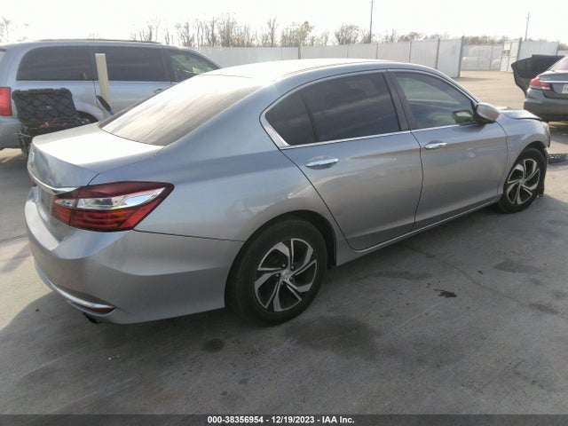 Honda ACCORD LX 2017 1HGCR2F39HA143729 Image 4