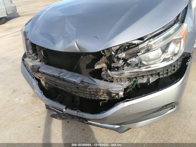 Honda ACCORD LX 2017 1HGCR2F39HA143729 Image 6