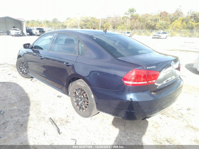 1VWAS7A36FC056545 Volkswagen Passat 1.8t S
