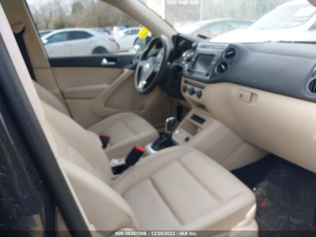 WVGAV7AX4HK006163 Volkswagen Tiguan 2.0t/2.0t S