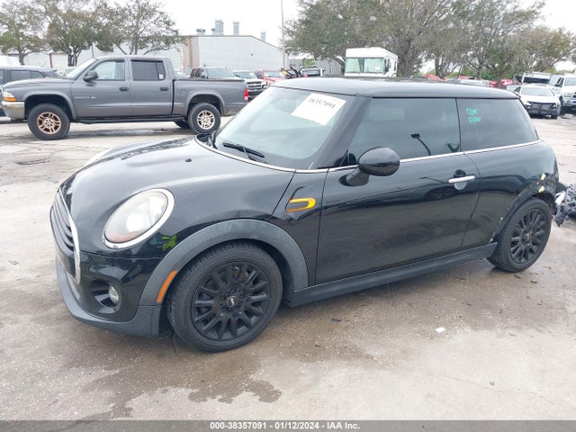 2017 MINI HARDTOP WMWXP5C31H2G60741 Photo 1