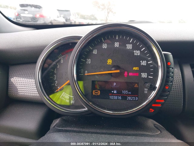 2017 MINI HARDTOP WMWXP5C31H2G60741 Photo 6