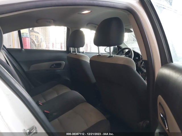 2015 CHEVROLET CRUZE LS MANUAL VIN: 1G1PB5SH1F7229837