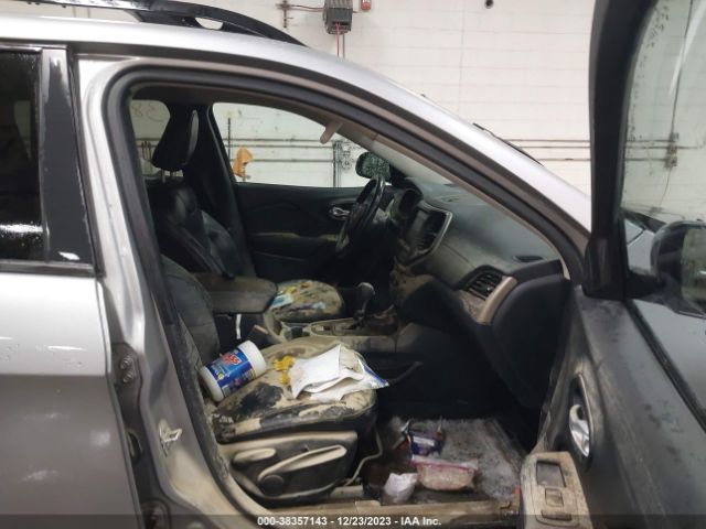 1C4PJMDB2GW314299 Jeep Cherokee High Altitude