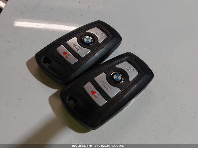 BMW 320i Xdrive 2016 WBA8E5G51GNT41940 Image 11