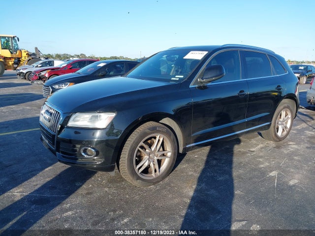 Audi Q5 2.0t Premium 2014 WA1LFAFP8EA070976 Image 2