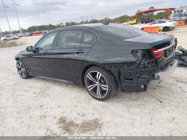 2016 BMW 750I WBA7F0C58GGM20513 Photo 2