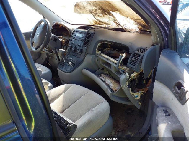 2007 KIA SEDONA KNDMB233476105886 Photo 4