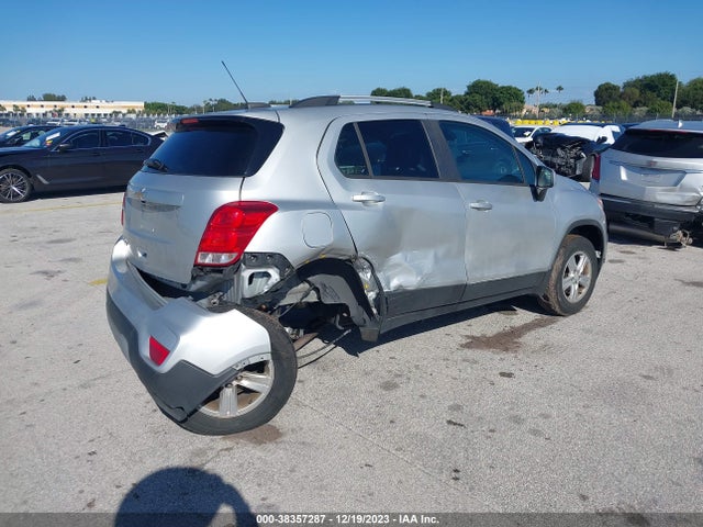 Chevrolet Trax Awd Lt 2021 KL7CJPSB4MB323590 Image 4