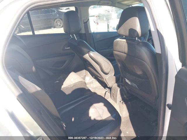 Chevrolet Trax Awd Lt 2021 KL7CJPSB4MB323590 Image 8