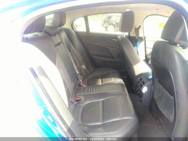 SAJAE4FX9JCP35451 Jaguar Xe 25t Prestige