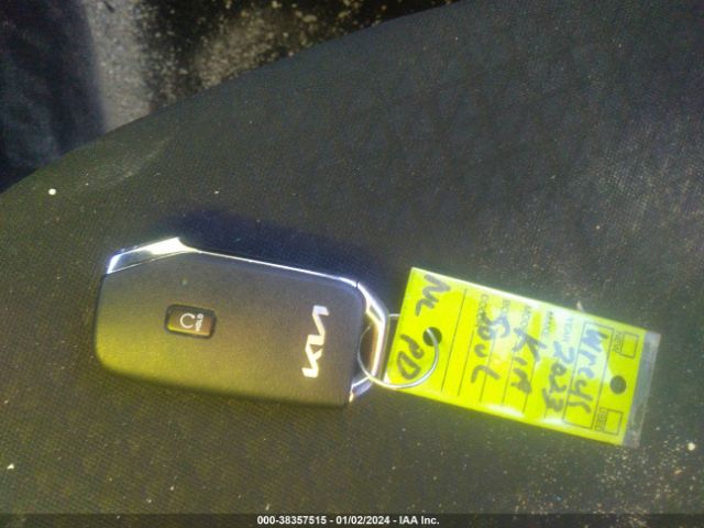 KNDJ53AU1P7884301 KIA Soul Gt-line
