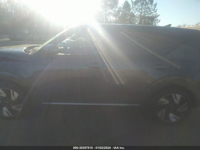 KNDJ53AU1P7884301 KIA Soul Gt-line