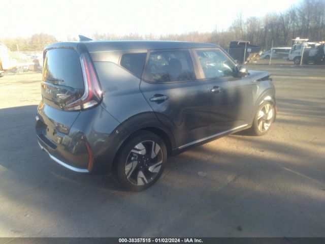 KNDJ53AU1P7884301 KIA Soul Gt-line
