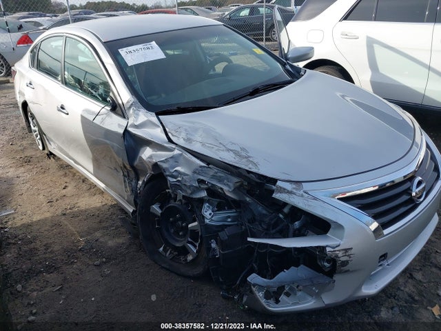 Nissan Altima 2.5 S 2015 1N4AL3AP7FC267044 Image 6