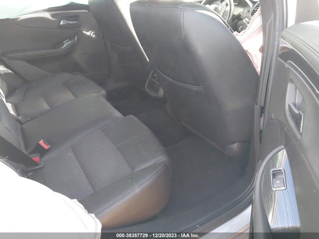 Chevrolet IMPALA LT 2019 1G11Z5S35KU112134 Image 8