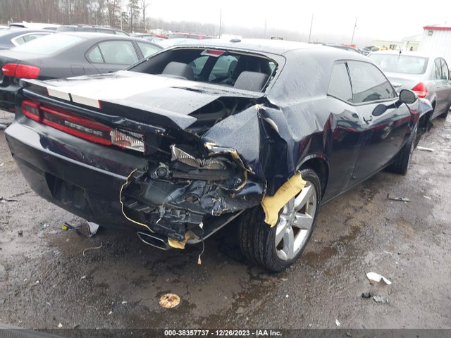 2011 DODGE CHALLENGER VIN: 2B3CJ4DG2BH542869