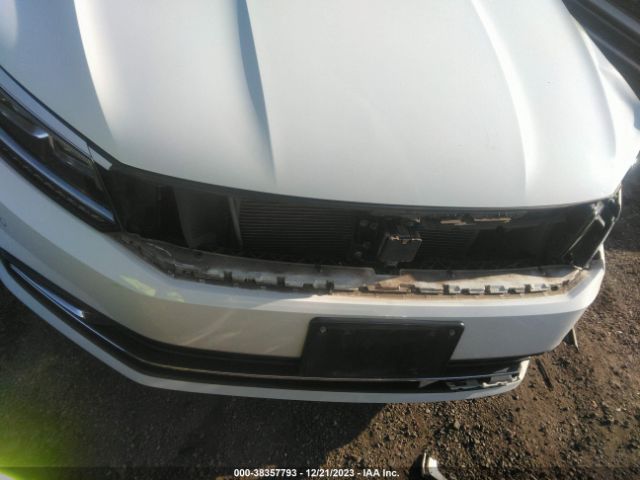 1VWGT7A32HC020426 Volkswagen Passat 1.8t Se