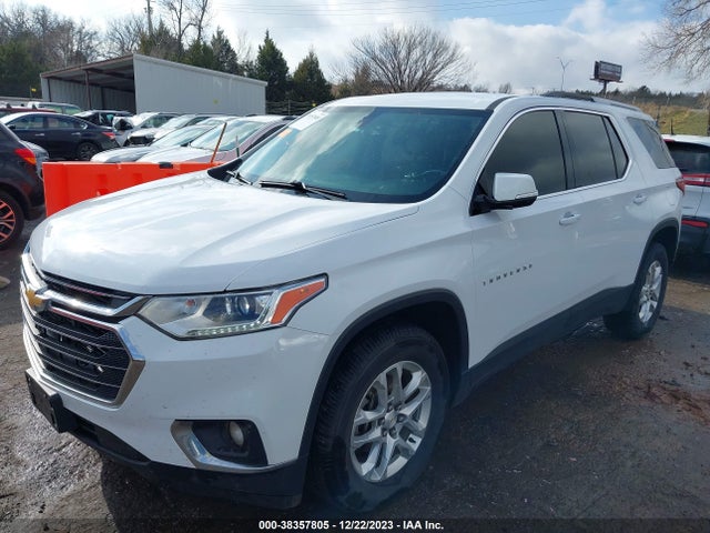 Chevrolet Traverse 1lt 2018 1GNERGKW3JJ186948 Image 2