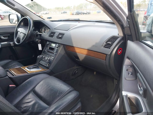 2011 VOLVO XC90 3.2 VIN: YV4952CY5B1597078