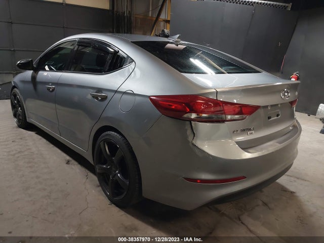 Hyundai ELANTRA SE 2017 5NPD74LF3HH136108 Image 3