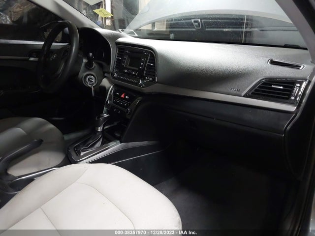 Hyundai ELANTRA SE 2017 5NPD74LF3HH136108 Image 5