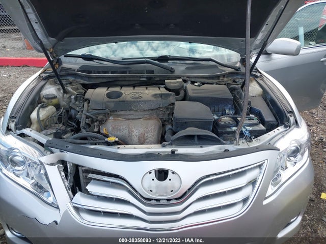 2011 TOYOTA CAMRY XLE VIN: 4T1BF3EK7BU207074