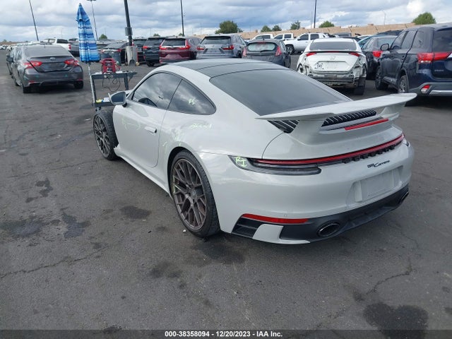 2022 PORSCHE 911 WP0AA2A95NS205450 Photo 2