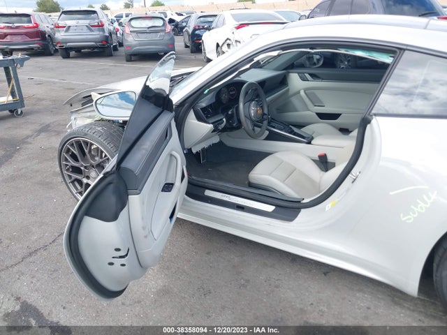 2022 PORSCHE 911 WP0AA2A95NS205450 Photo 4