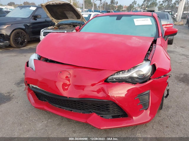 Toyota 86 2018 JF1ZNAA16J9701599 Image 6